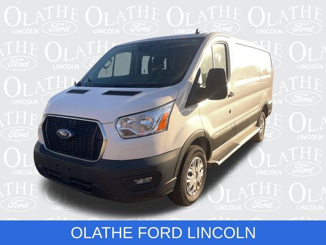 2022 Ford Transit Base