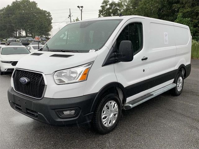 2022 Ford Transit Base