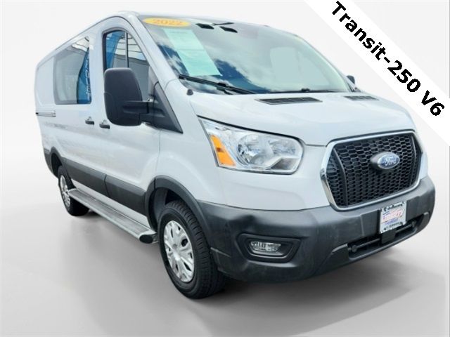 2022 Ford Transit Base