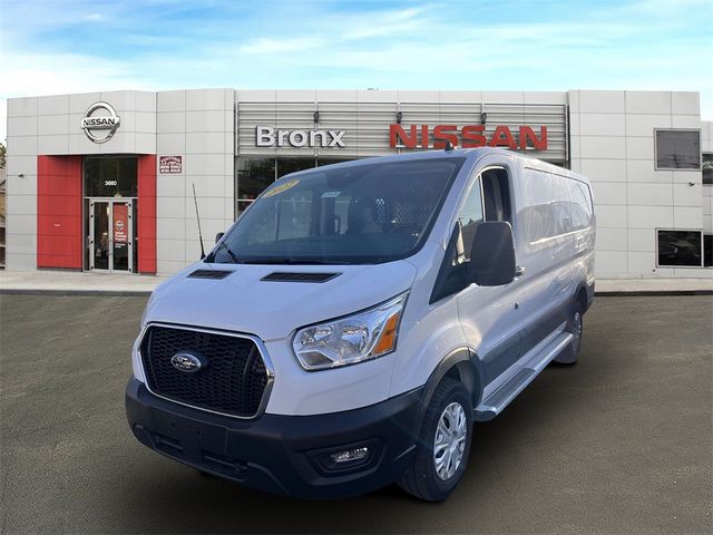 2022 Ford Transit Base