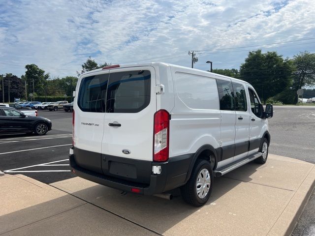 2022 Ford Transit Base