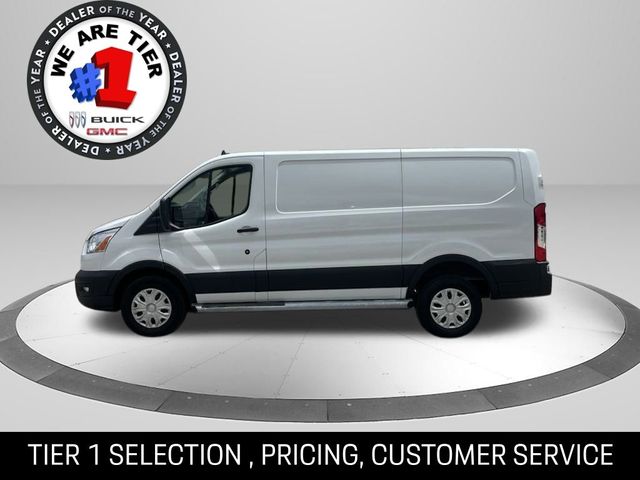 2022 Ford Transit Base