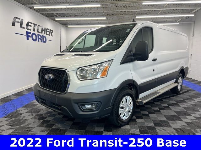 2022 Ford Transit Base