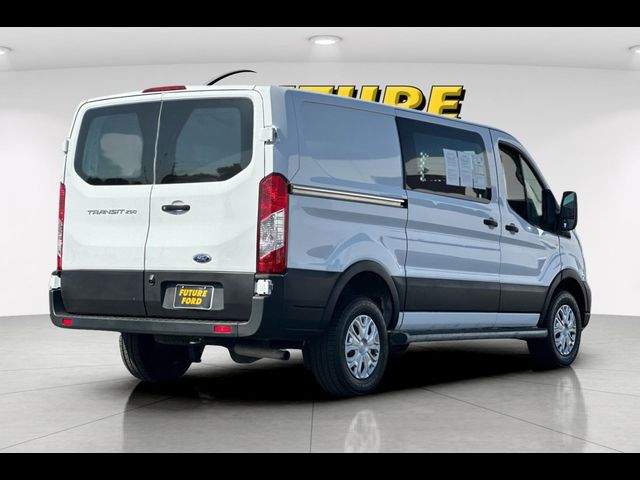 2022 Ford Transit Base