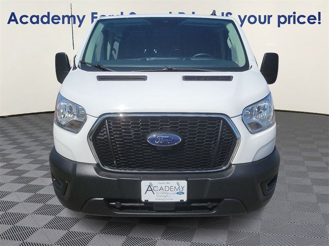 2022 Ford Transit Base