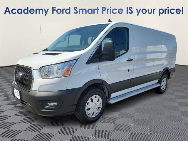 2022 Ford Transit Base