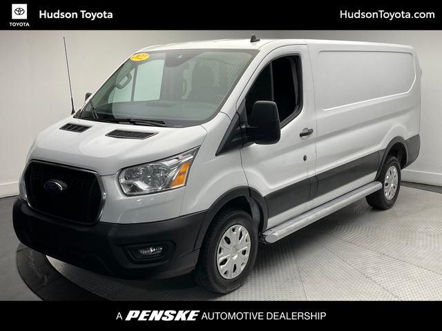 2022 Ford Transit Base