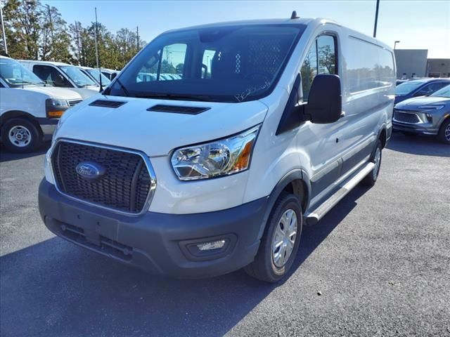 2022 Ford Transit Base