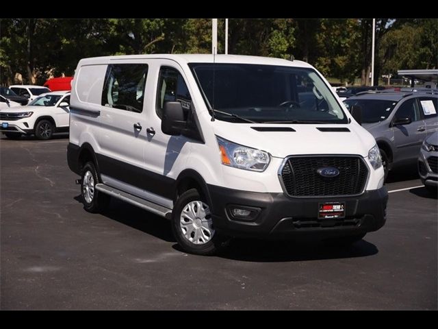 2022 Ford Transit Base