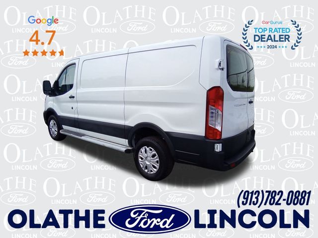 2022 Ford Transit Base