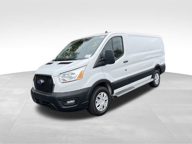 2022 Ford Transit Base