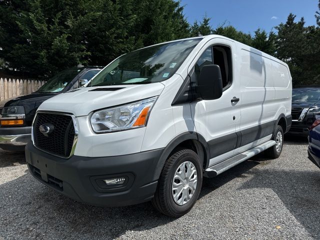 2022 Ford Transit Base