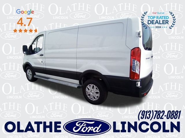 2022 Ford Transit Base