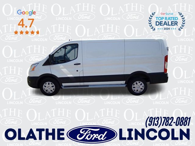 2022 Ford Transit Base