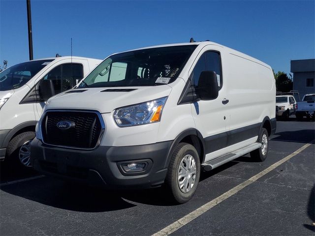 2022 Ford Transit Base