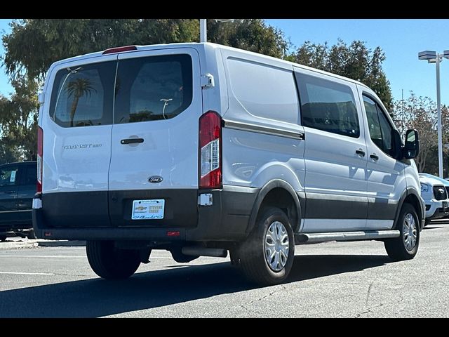 2022 Ford Transit Base