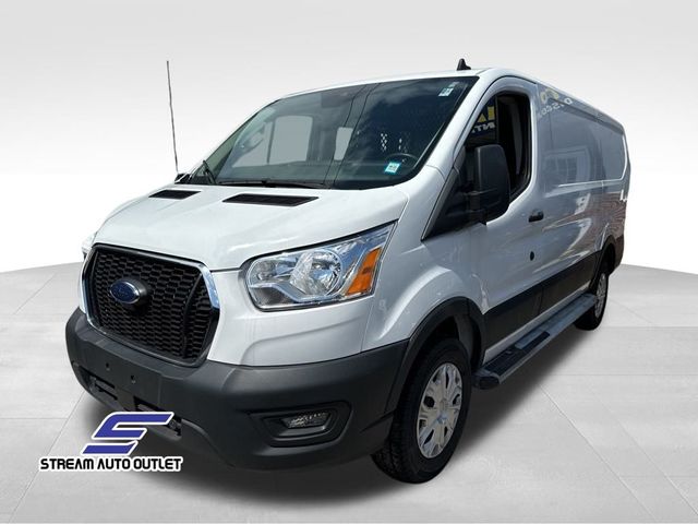 2022 Ford Transit Base