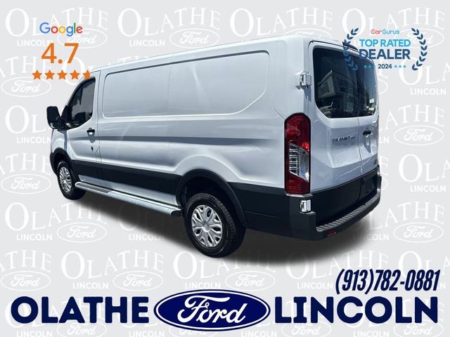 2022 Ford Transit Base