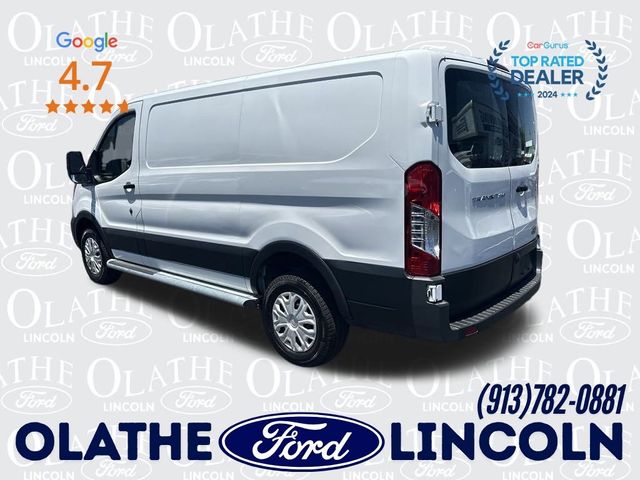 2022 Ford Transit Base