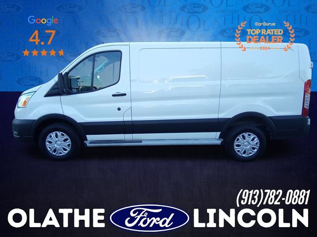 2022 Ford Transit Base