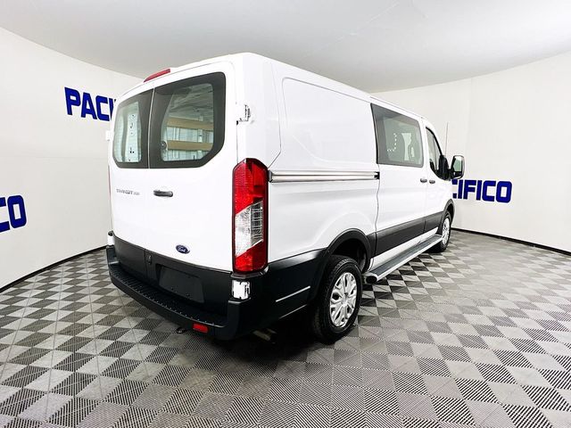 2022 Ford Transit Base