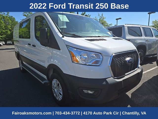 2022 Ford Transit Base