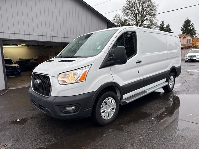 2022 Ford Transit Base