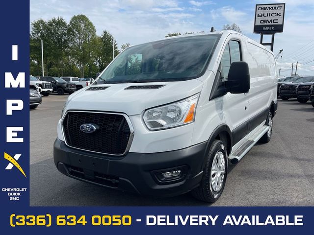 2022 Ford Transit Base