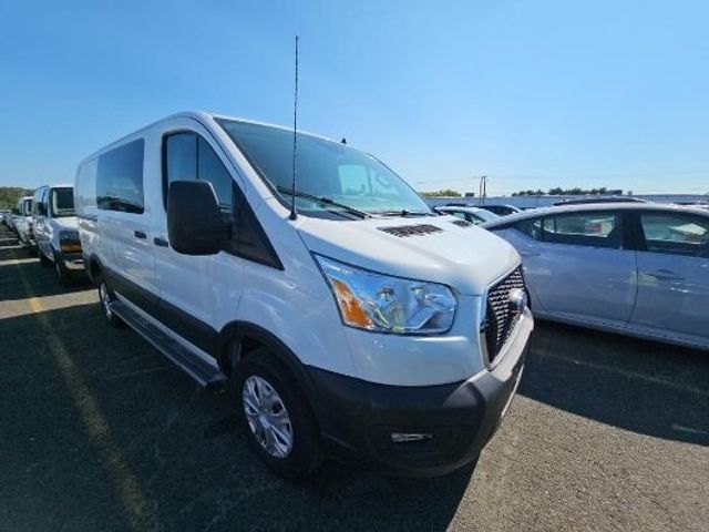 2022 Ford Transit Base