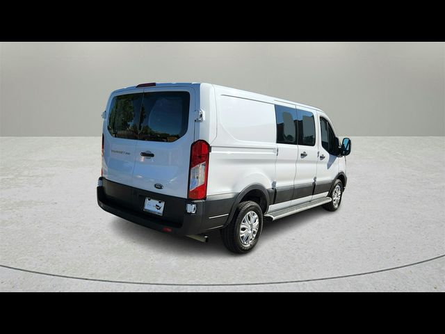 2022 Ford Transit Base