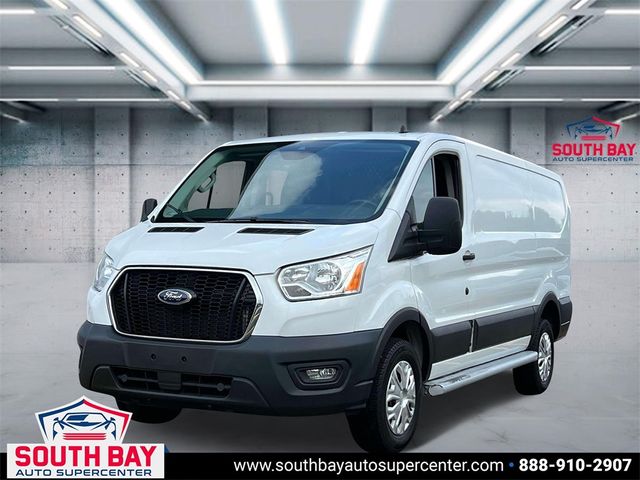 2022 Ford Transit Base