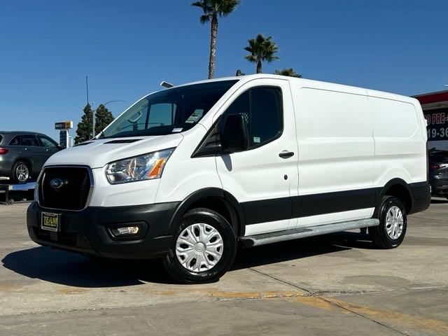 2022 Ford Transit Base