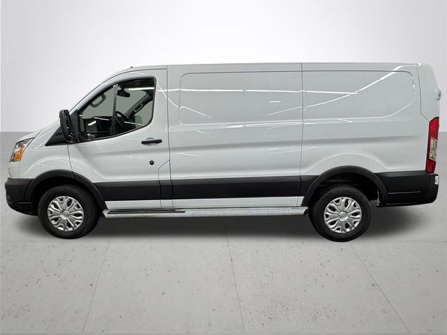 2022 Ford Transit Base