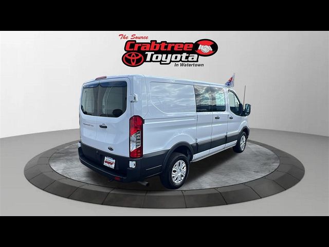 2022 Ford Transit Base