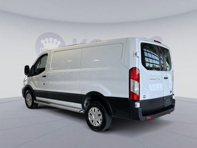 2022 Ford Transit Base