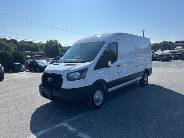 2022 Ford Transit Base