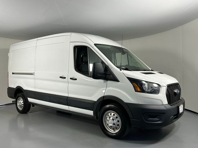 2022 Ford Transit Base