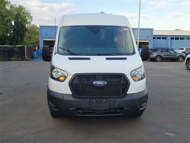 2022 Ford Transit Base