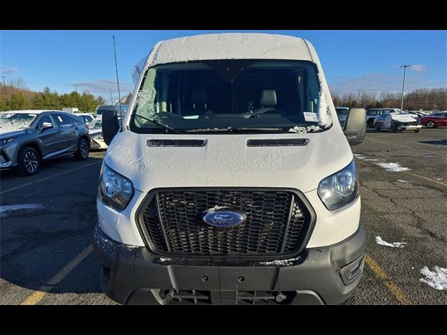 2022 Ford Transit Base