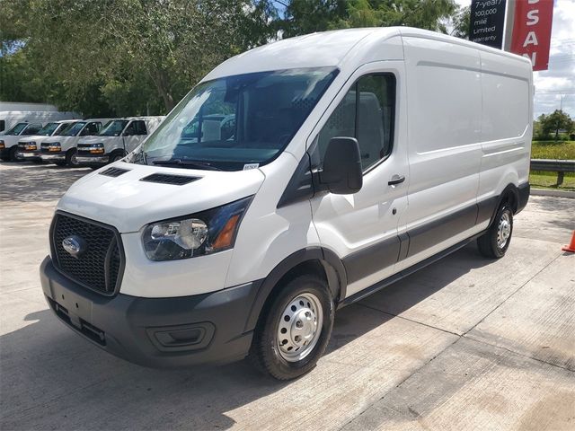 2022 Ford Transit Base