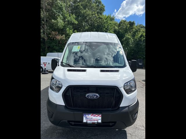 2022 Ford Transit Base