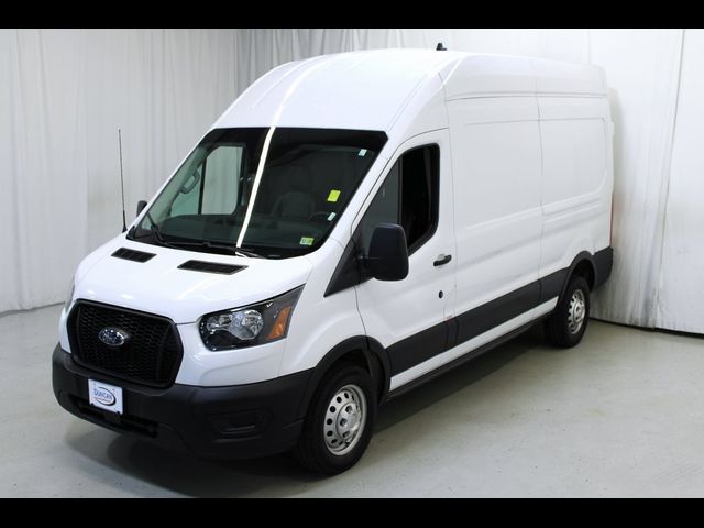 2022 Ford Transit Base