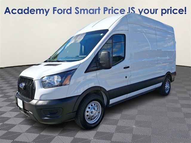 2022 Ford Transit Base