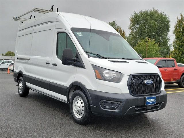 2022 Ford Transit Base