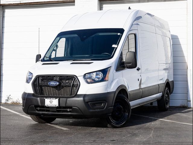 2022 Ford Transit Base