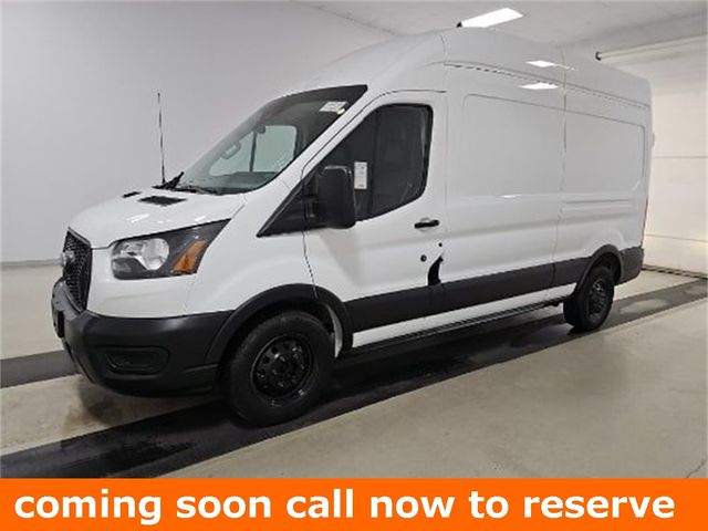 2022 Ford Transit Base