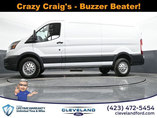2022 Ford Transit Base