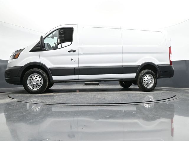 2022 Ford Transit Base