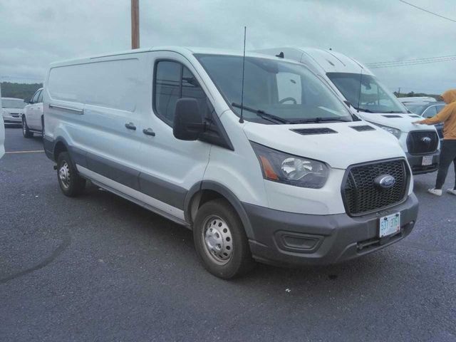 2022 Ford Transit Base