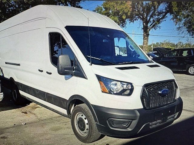 2022 Ford Transit Base